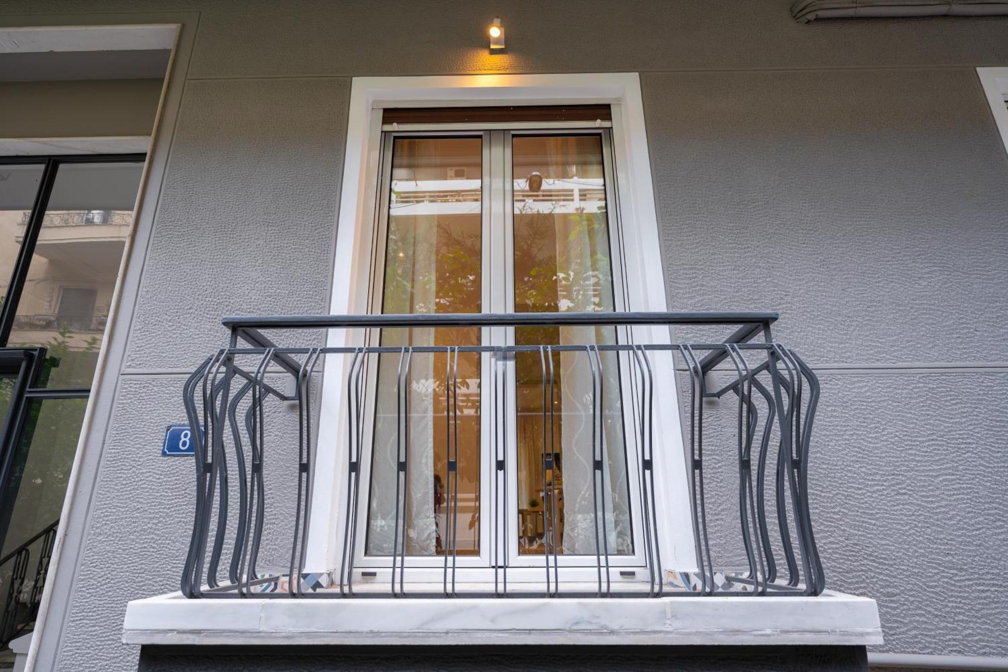 Spacious Modern Apartment In Athens Near Metro ภายนอก รูปภาพ